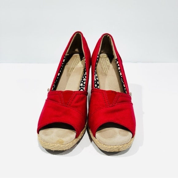 TOMS Classic Red Canvas Wedge Espadrille Peep Toe Shoes Sandals - Picture 2 of 9